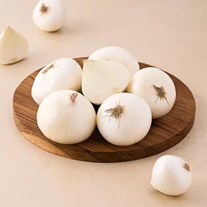 white onion seeds (10 seeds)